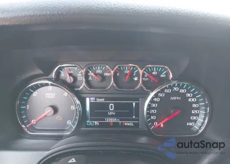 2018 Chevrolet Tahoe Lt z USA, uszkodzony, nr VIN 1GNSKBKC0JR279492